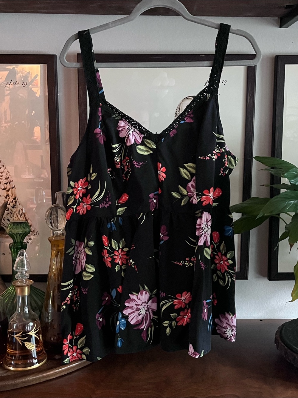 Torrid 2X Black Floral Tank